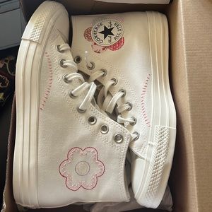 Converse - US WOMEN 9.5